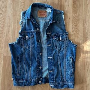 Levi's Classic Denim Vest